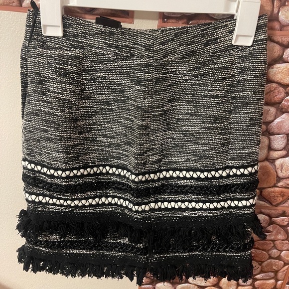 H&M black and white fringe woven skirt size 4 - Picture 2 of 5